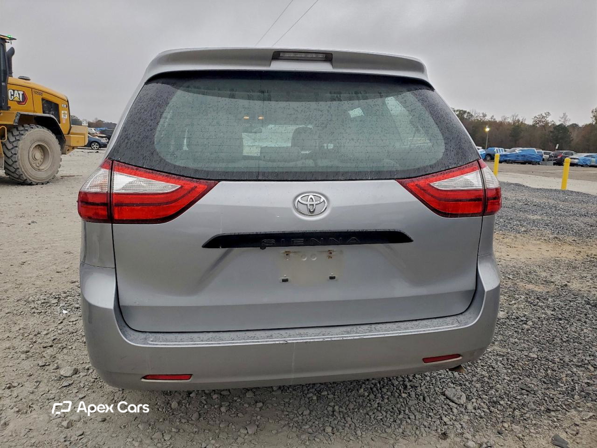 Toyota Sienna 2016