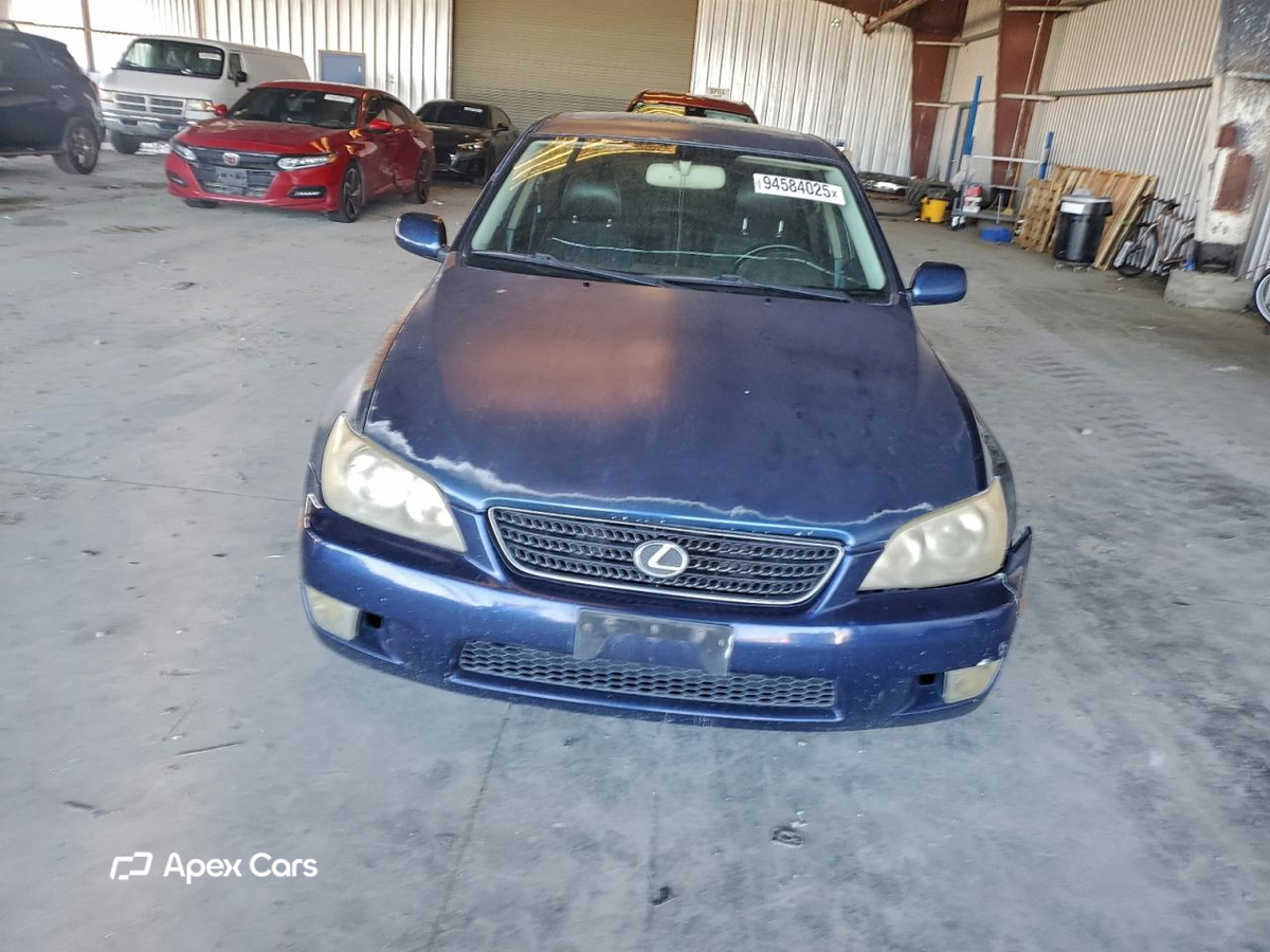 Lexus IS 2005