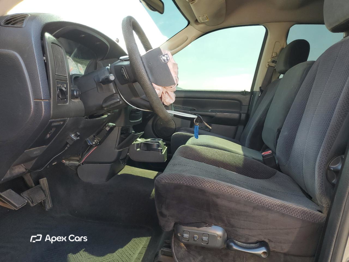 Dodge RAM 2004