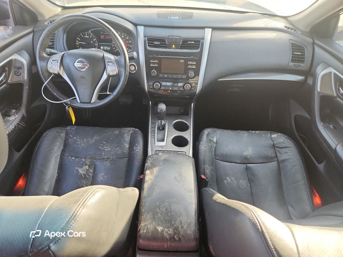 Nissan Altima 2015