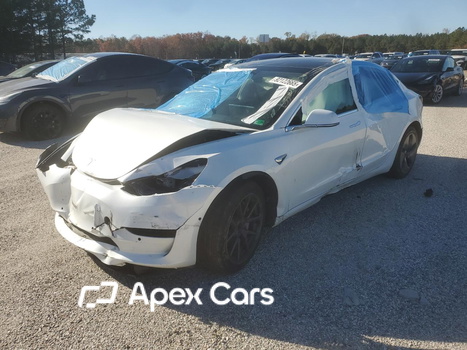 Tesla Model 3 2019 - Image 1 of 12