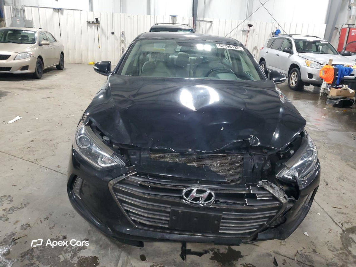 Hyundai Elantra 2017