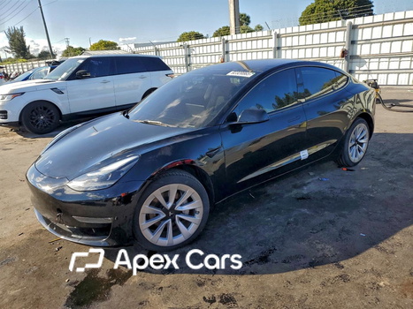 Tesla Model 3 2022 - Image 1 of 14