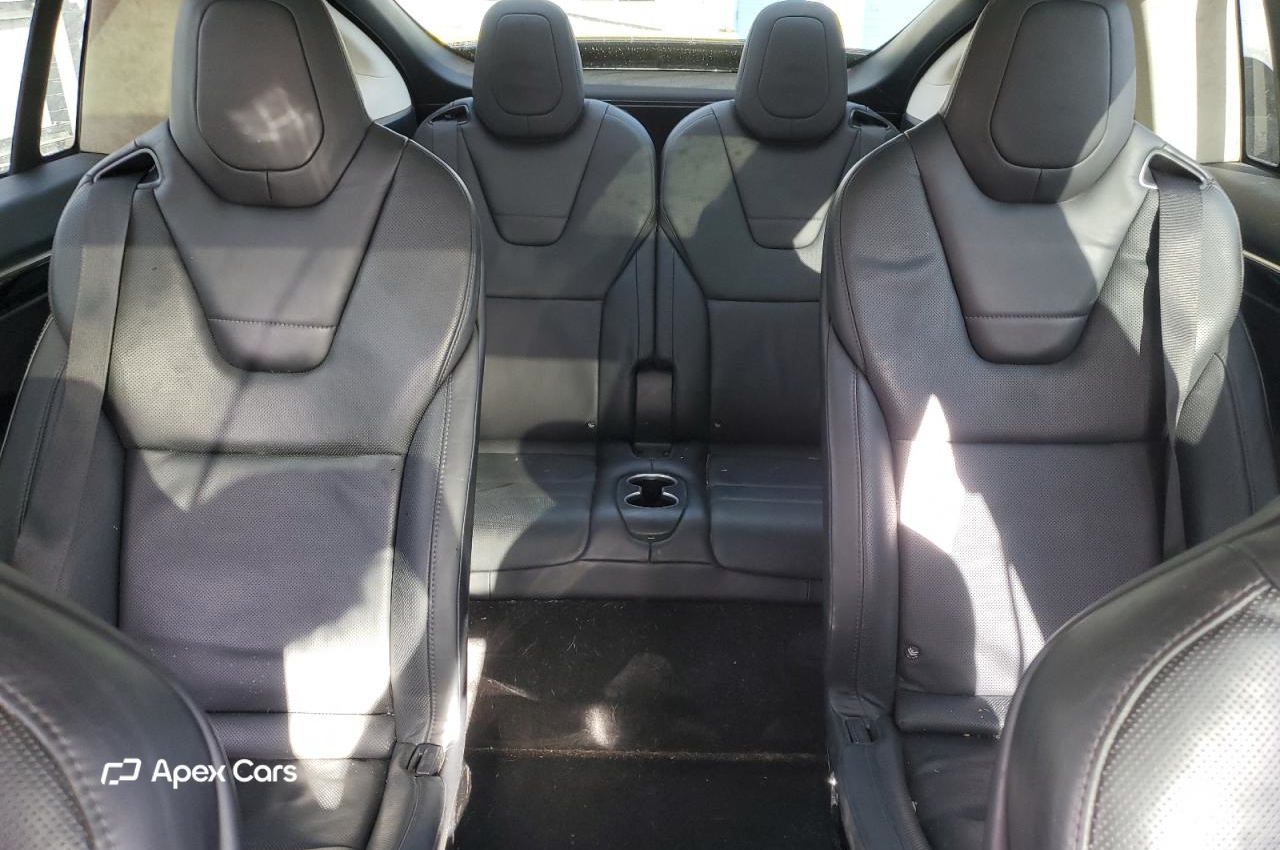 Tesla Model X 2016