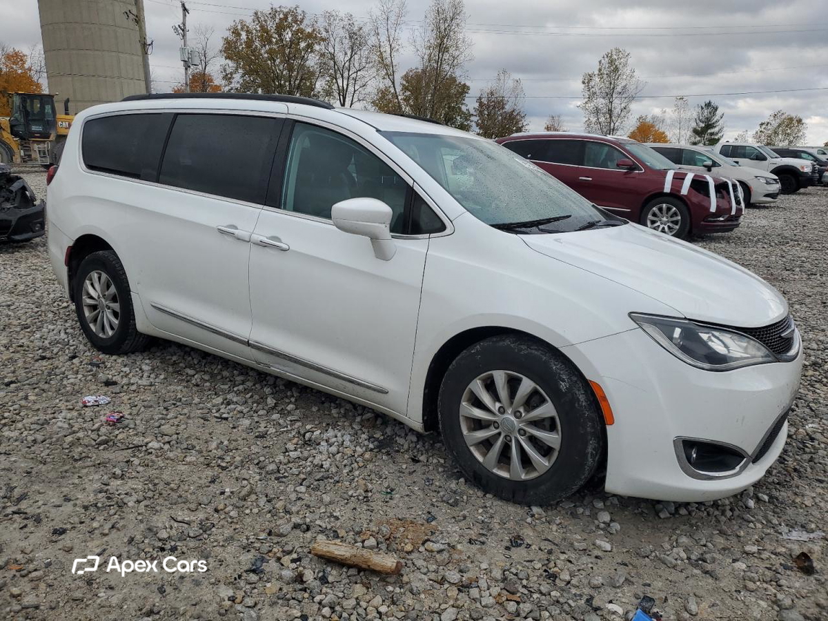 Chrysler Pacifica 2017