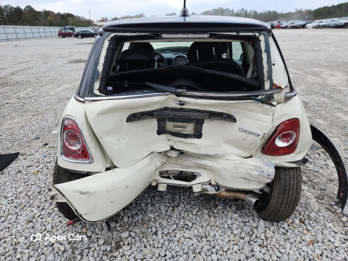 MINI Cooper 2013