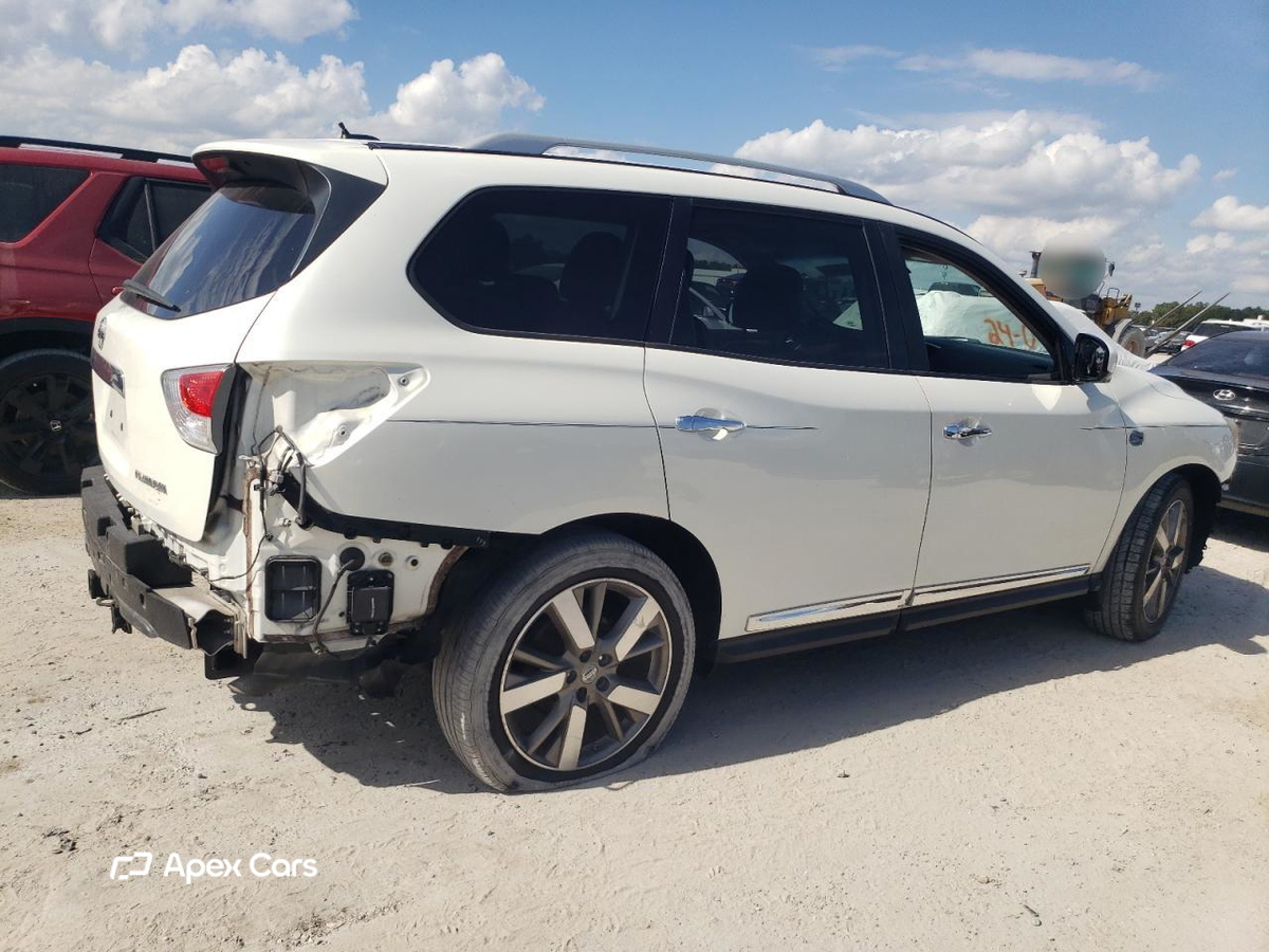Nissan Pathfinder 2015