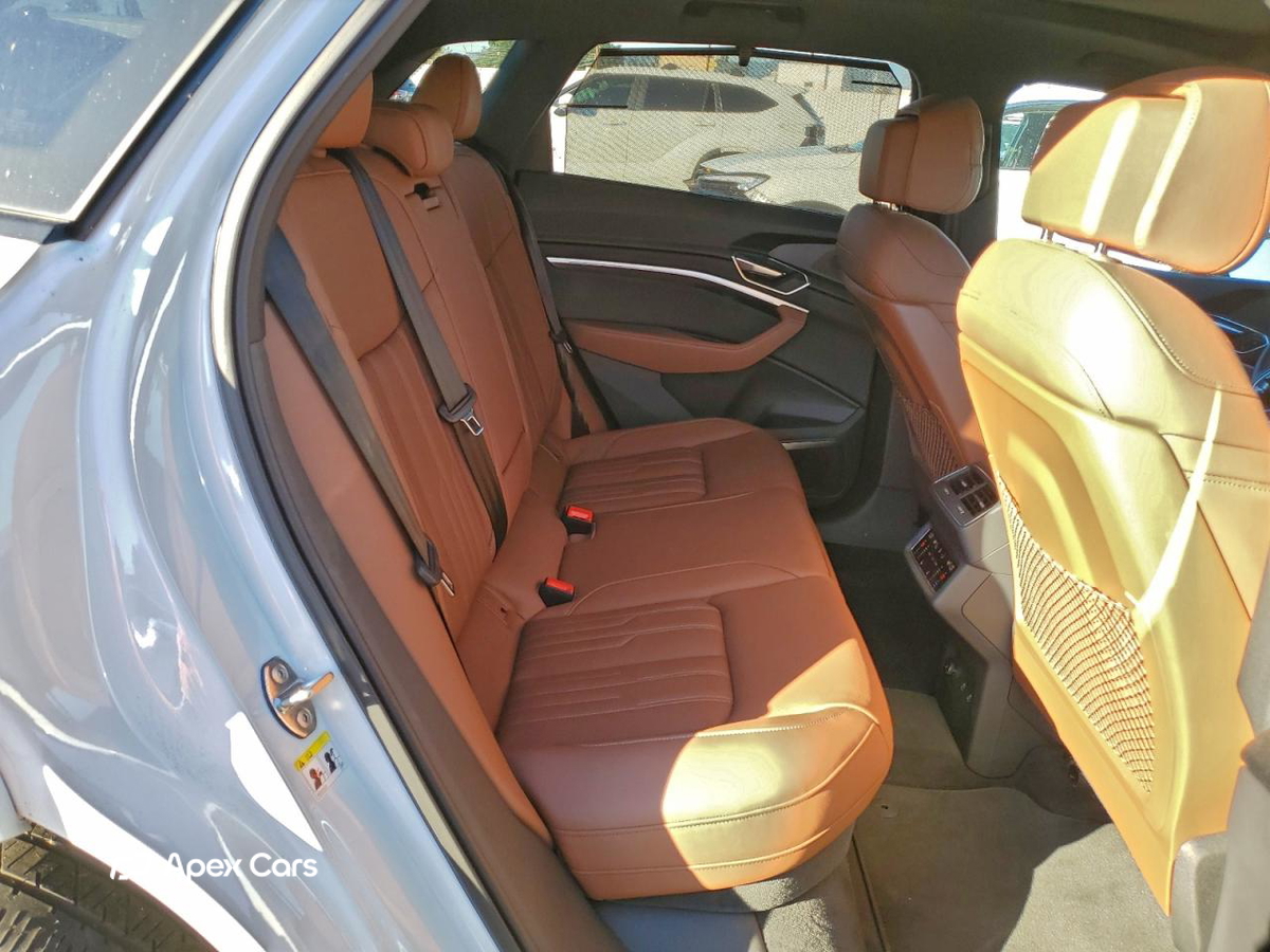 Audi Q8 2024
