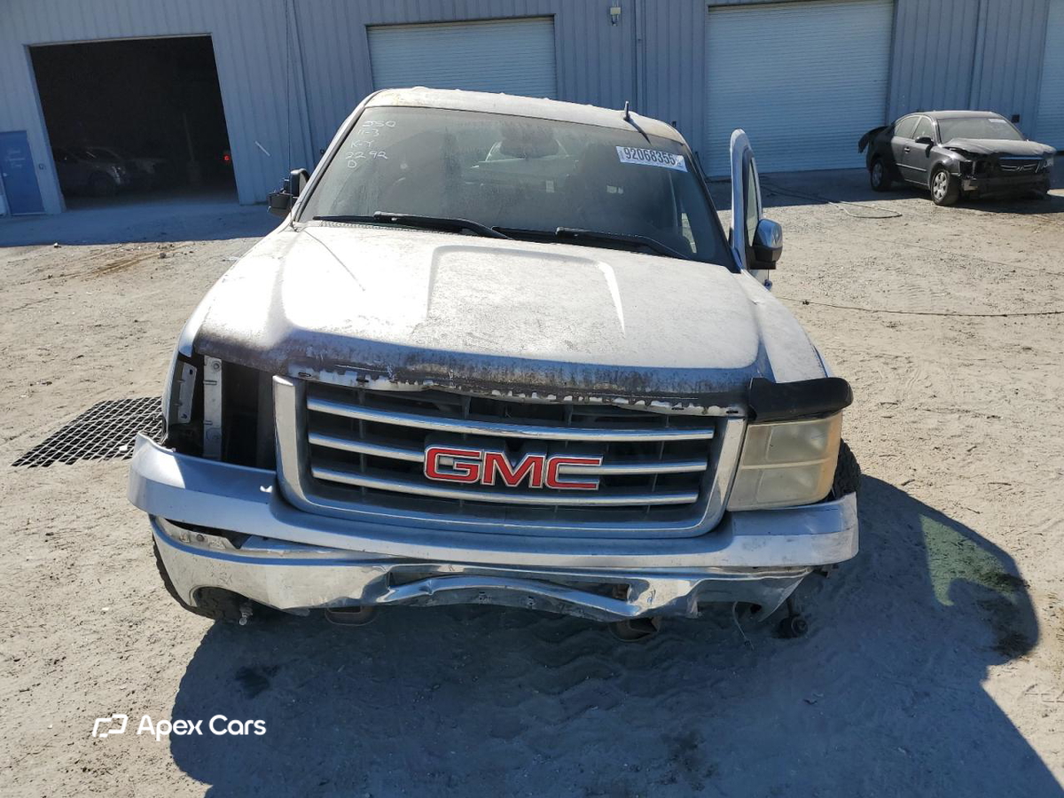 GMC Sierra 2013