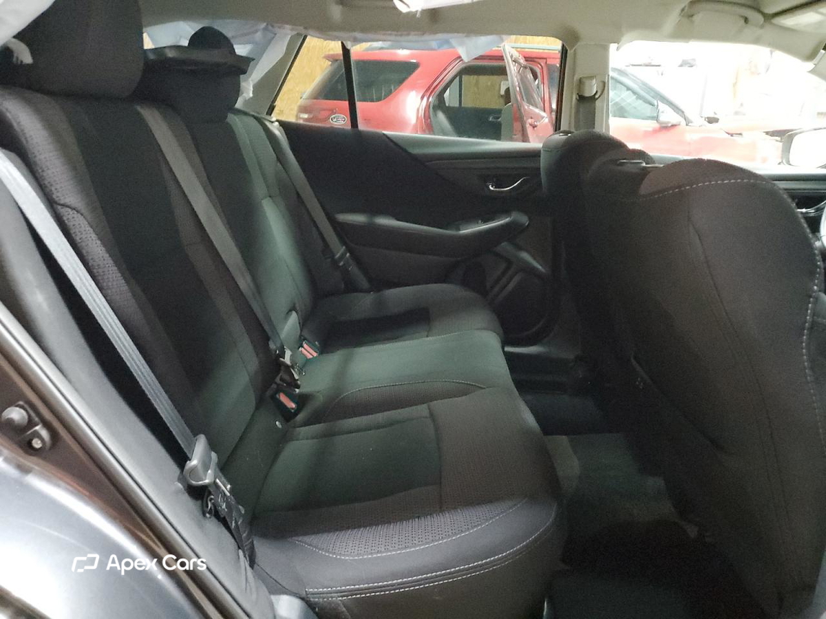 Subaru Outback 2025