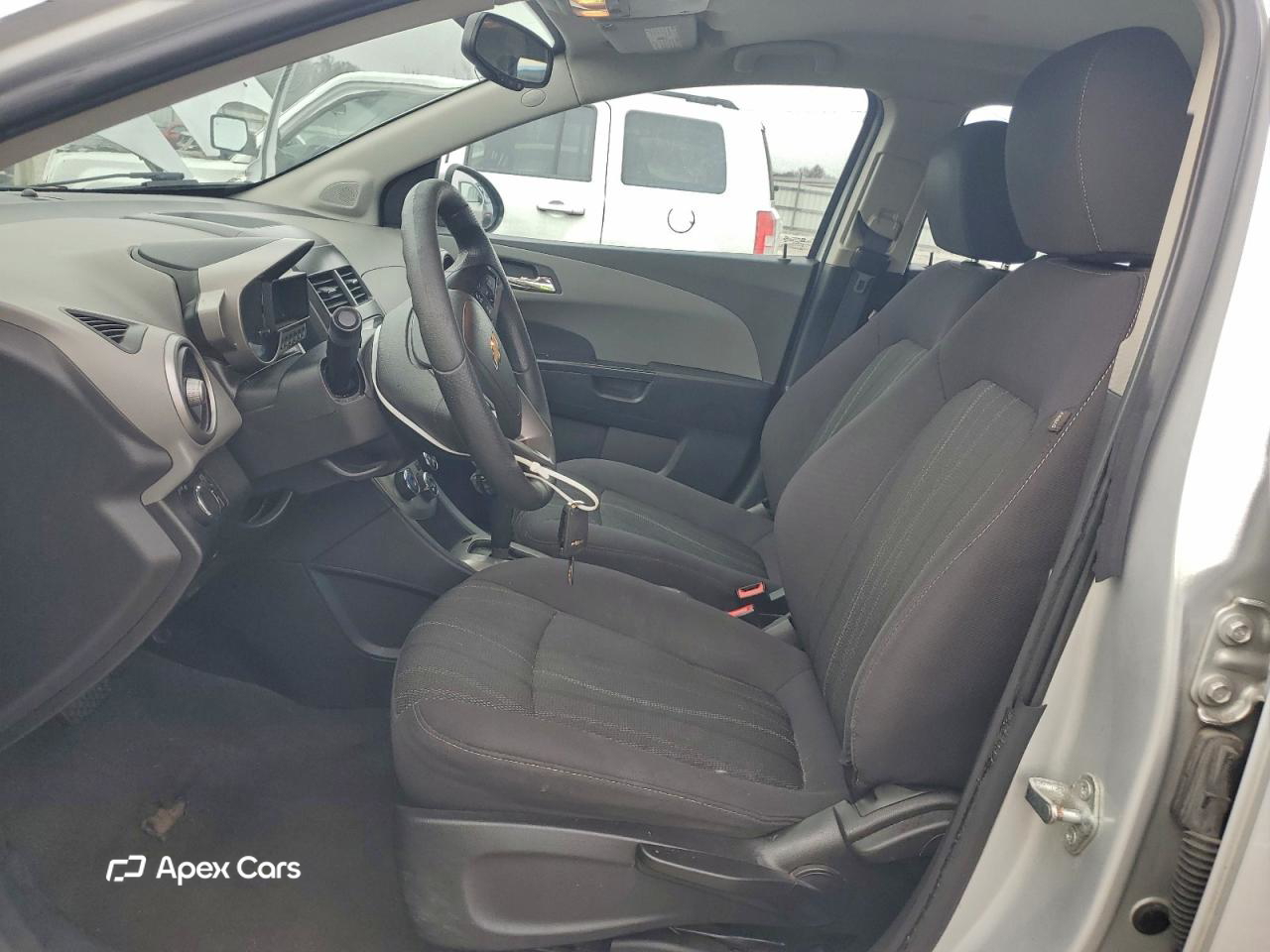 Chevrolet Sonic 2015