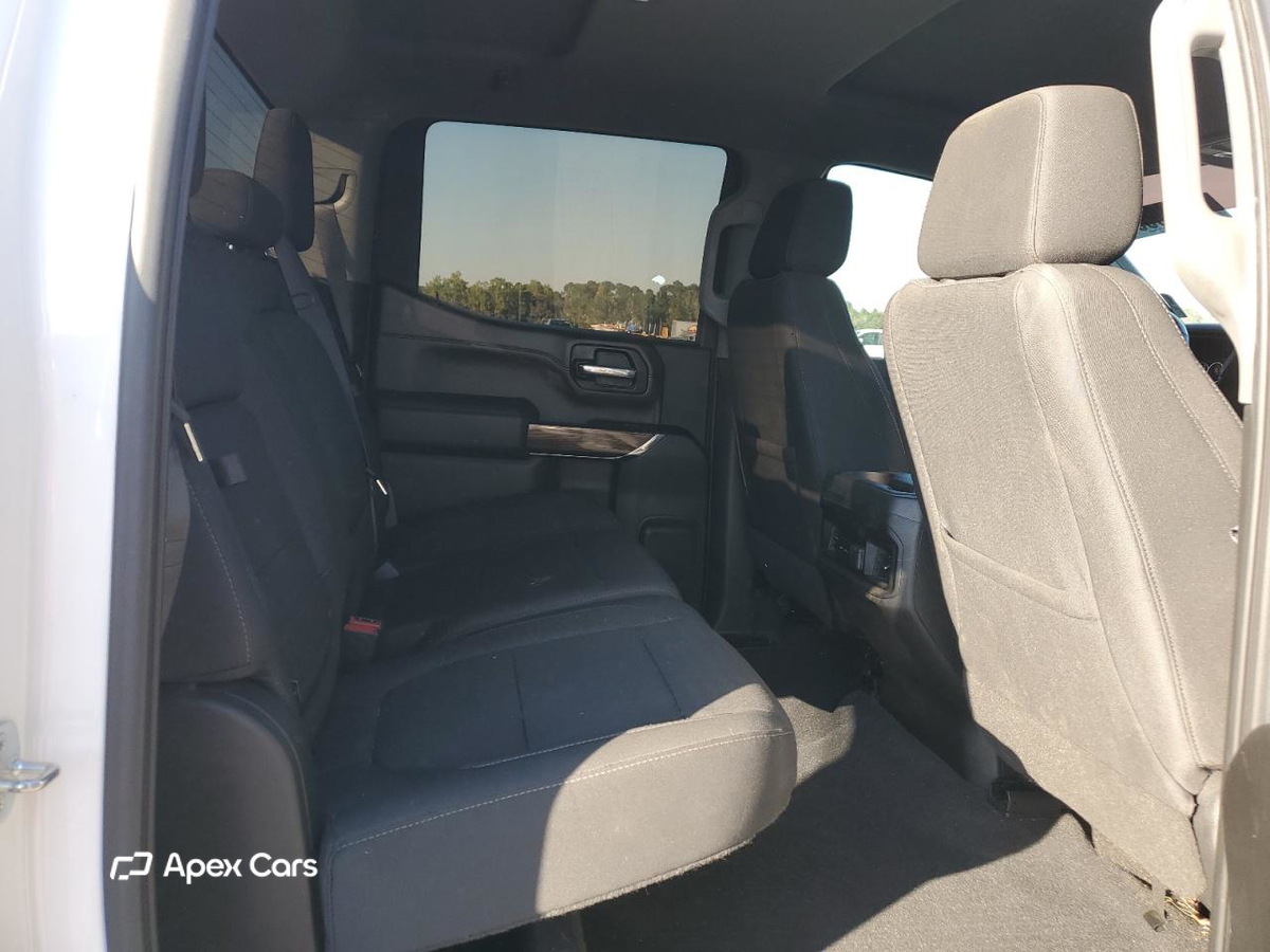 Chevrolet Silverado 2021