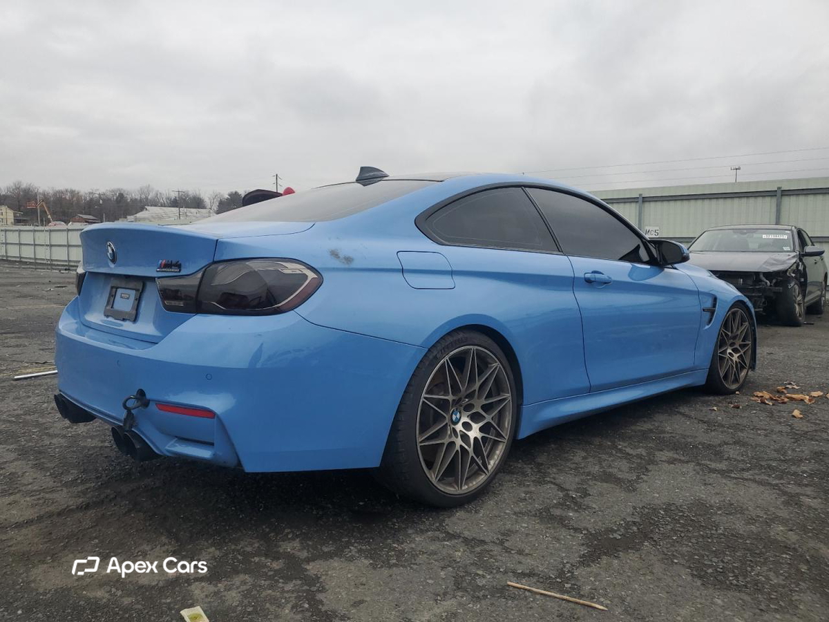 BMW M4 2017
