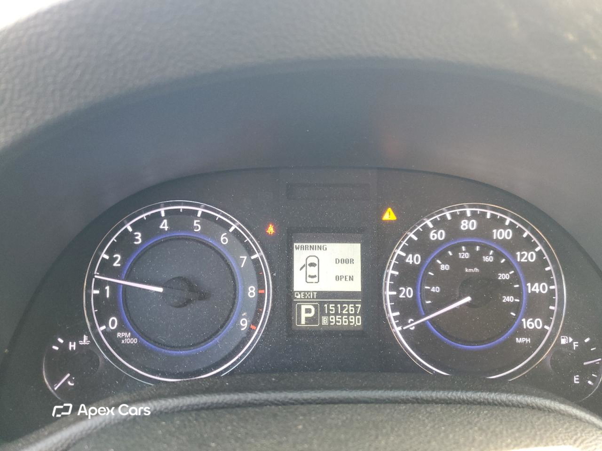 Infiniti G 2010