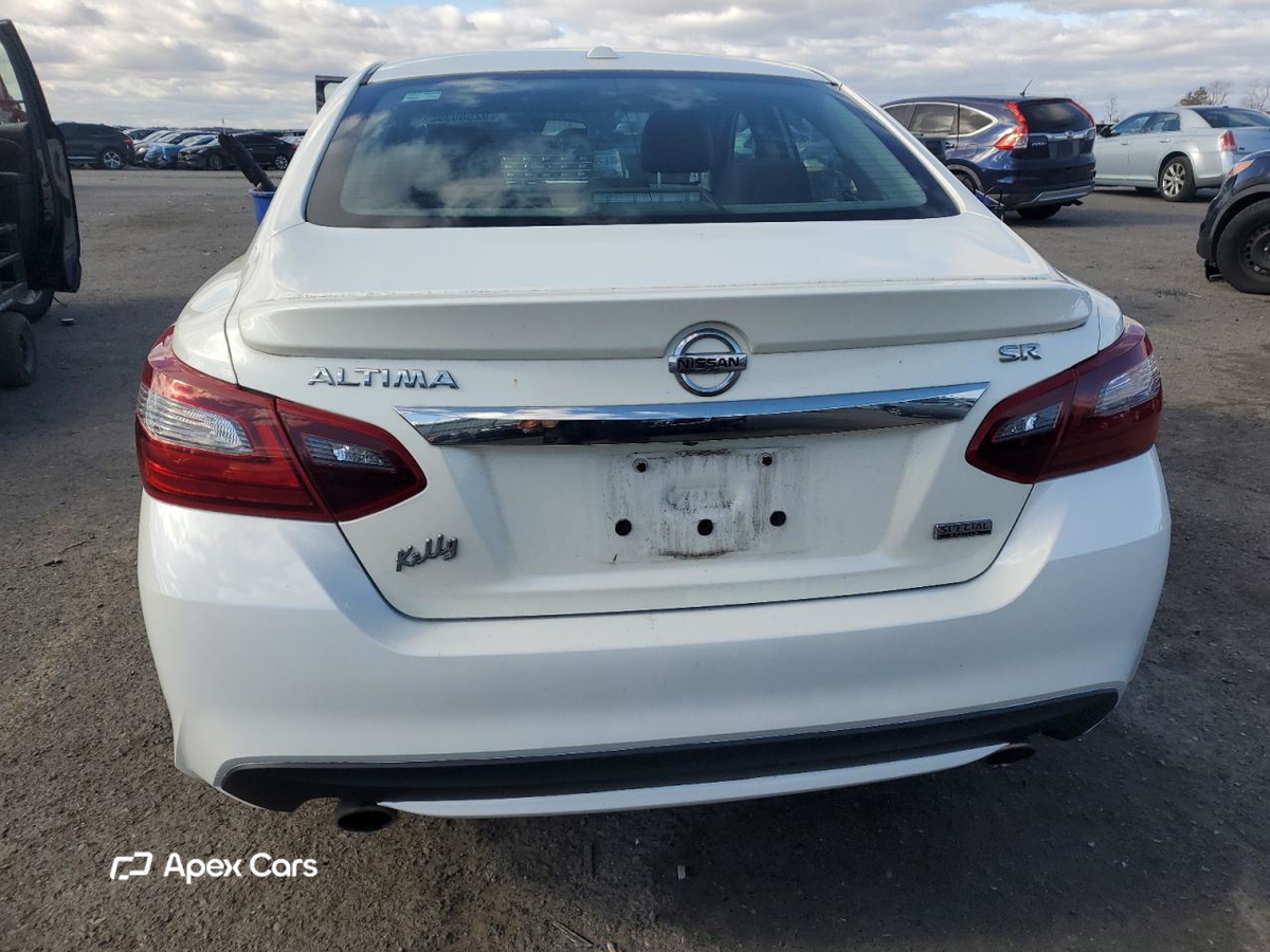 Nissan Altima 2018