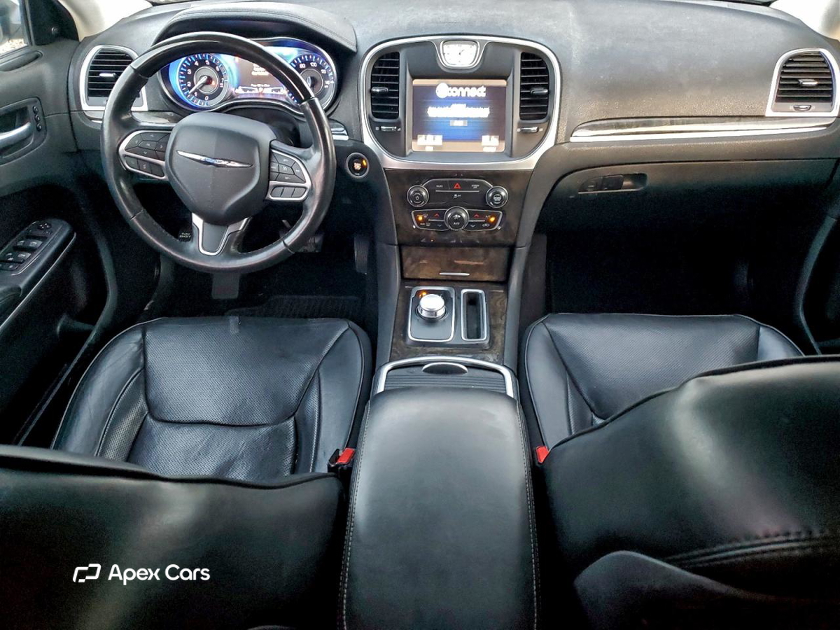 Chrysler 300 2020