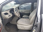 Toyota Sienna 2011