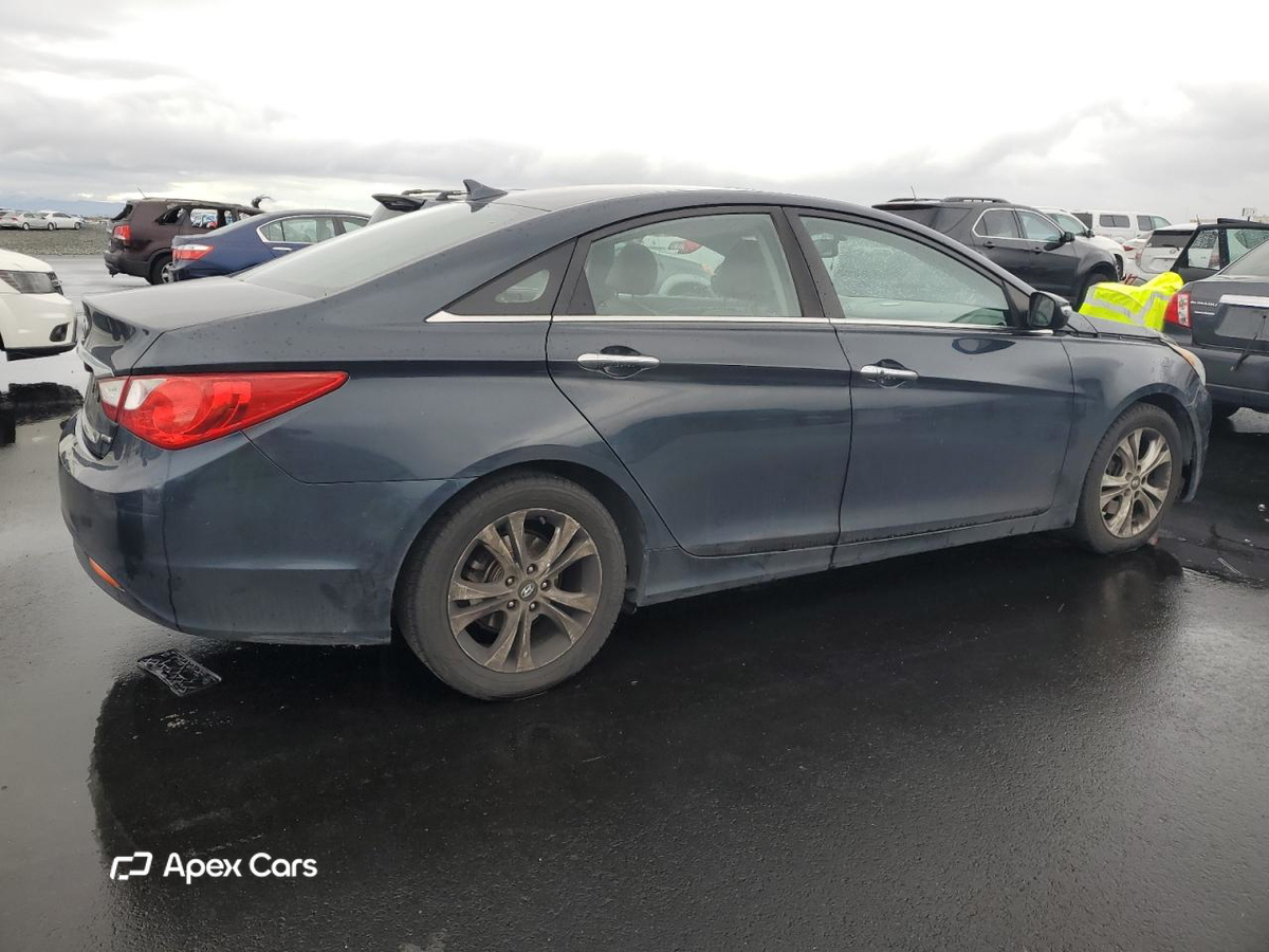 Hyundai Sonata 2011
