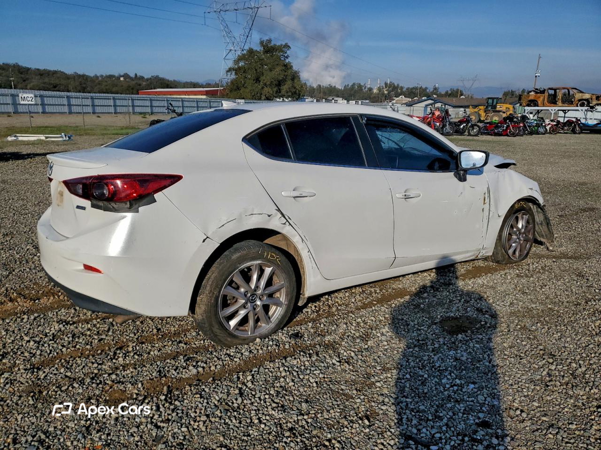 Mazda 3 2015