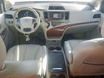 Toyota Sienna 2012