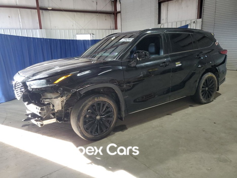 Toyota Highlander 2023 - Image 1 of 13