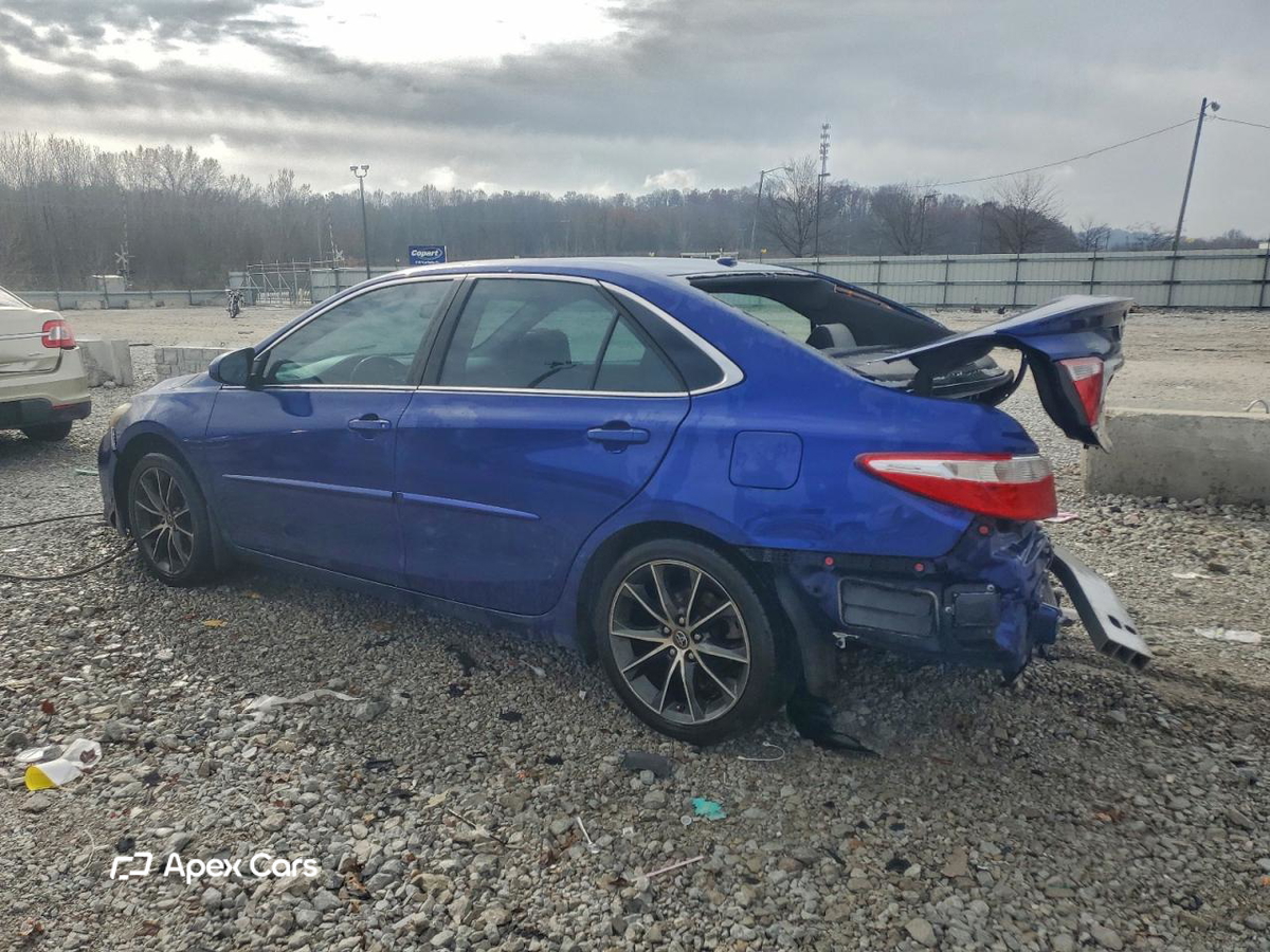 Toyota Camry 2015