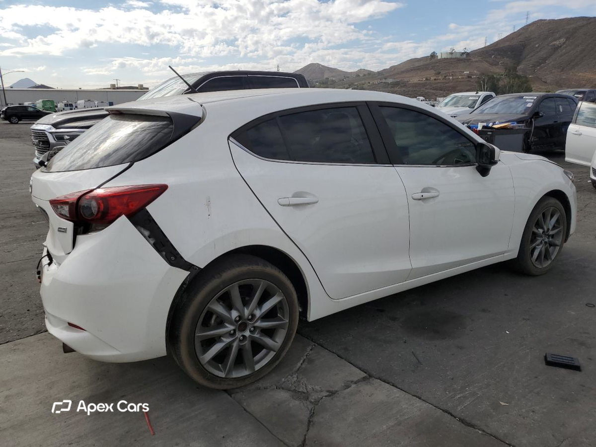 Mazda 3 2018