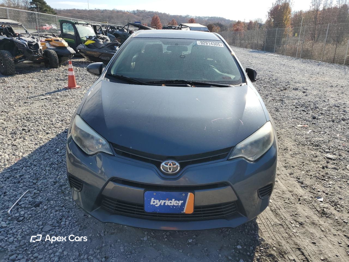Toyota Corolla 2015
