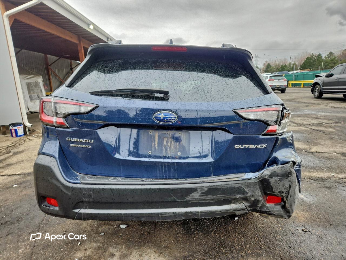 Subaru Outback 2025