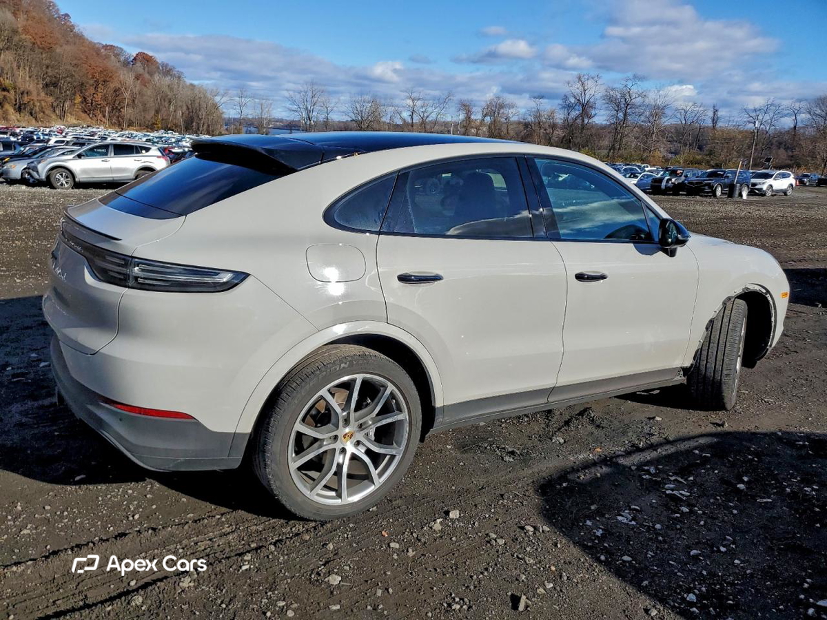 Porsche Cayenne 2022