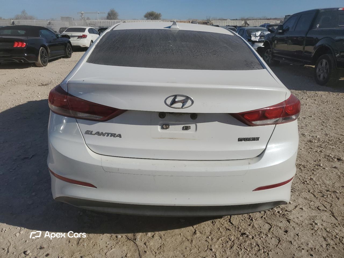 Hyundai Elantra 2018