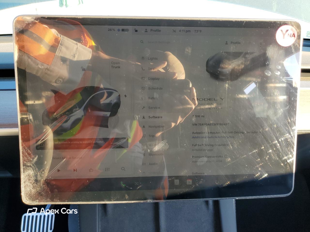 Tesla Model Y 2024
