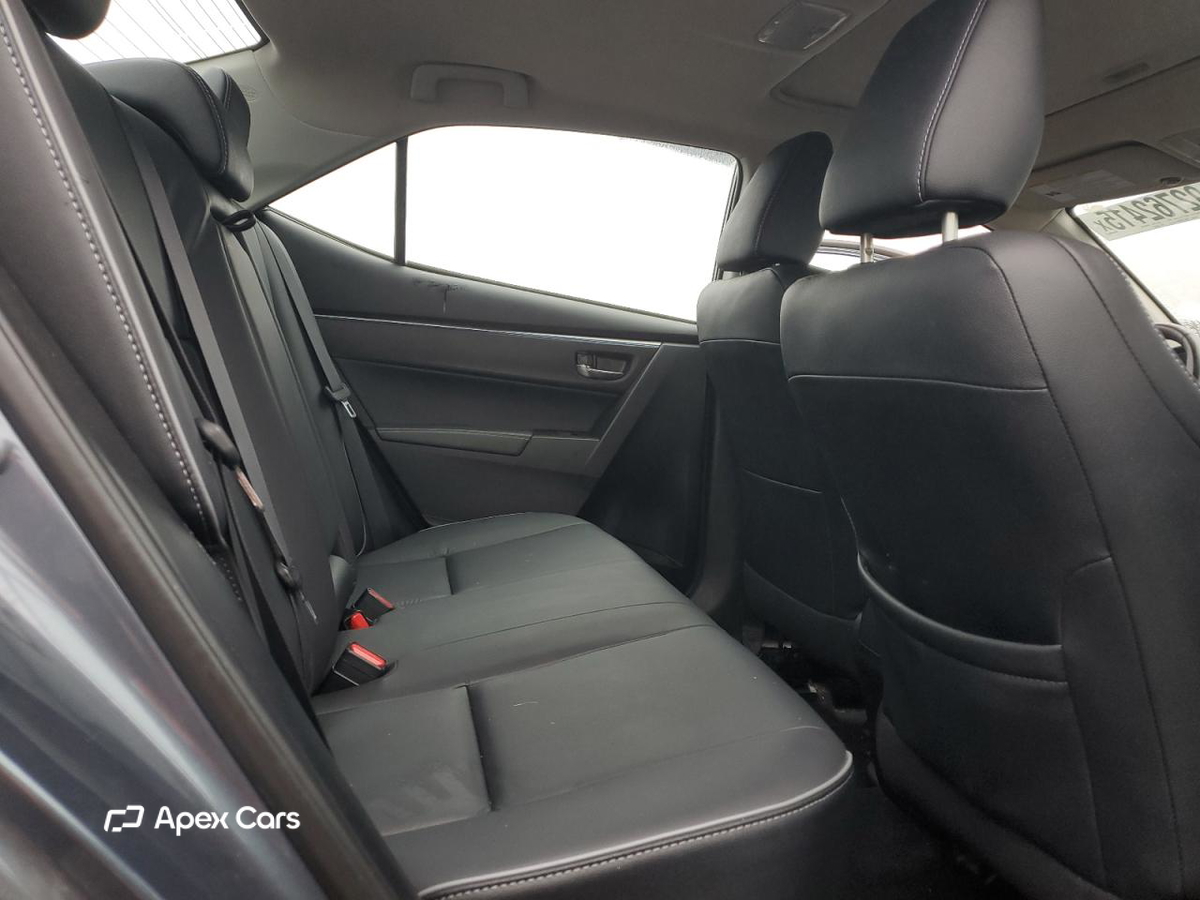 Toyota Corolla 2015