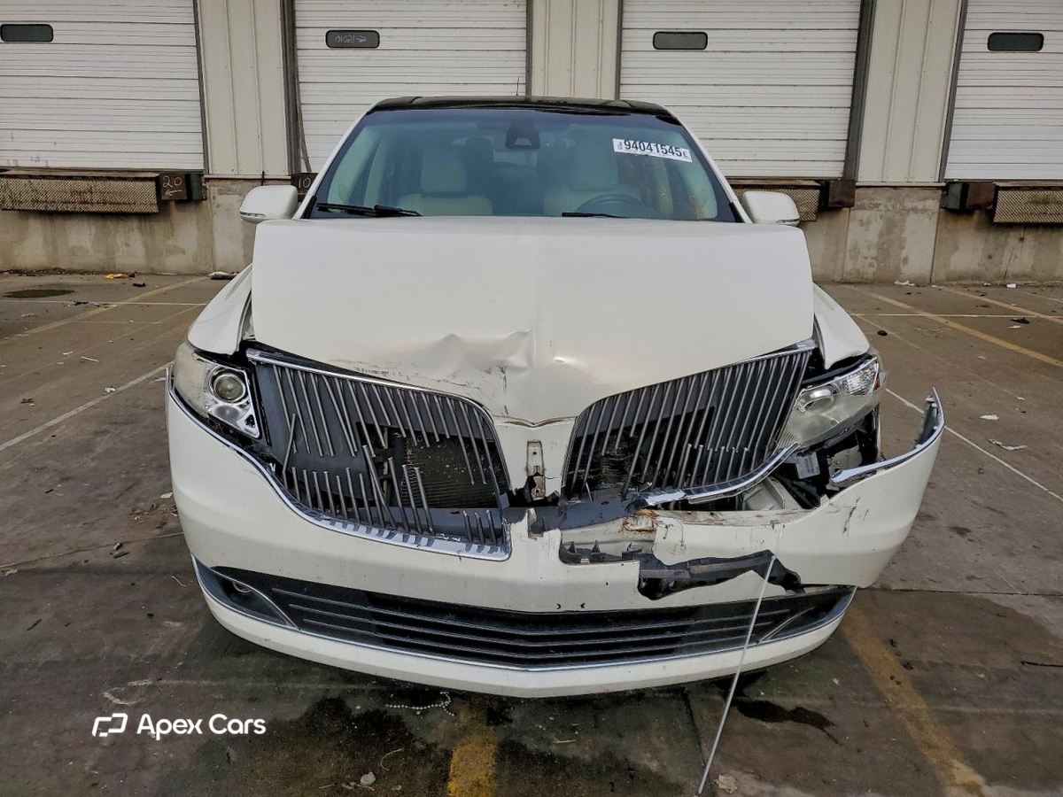 Lincoln MKT 2013