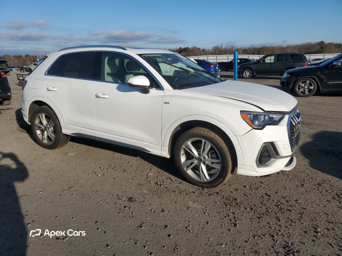 Audi Q3 2021