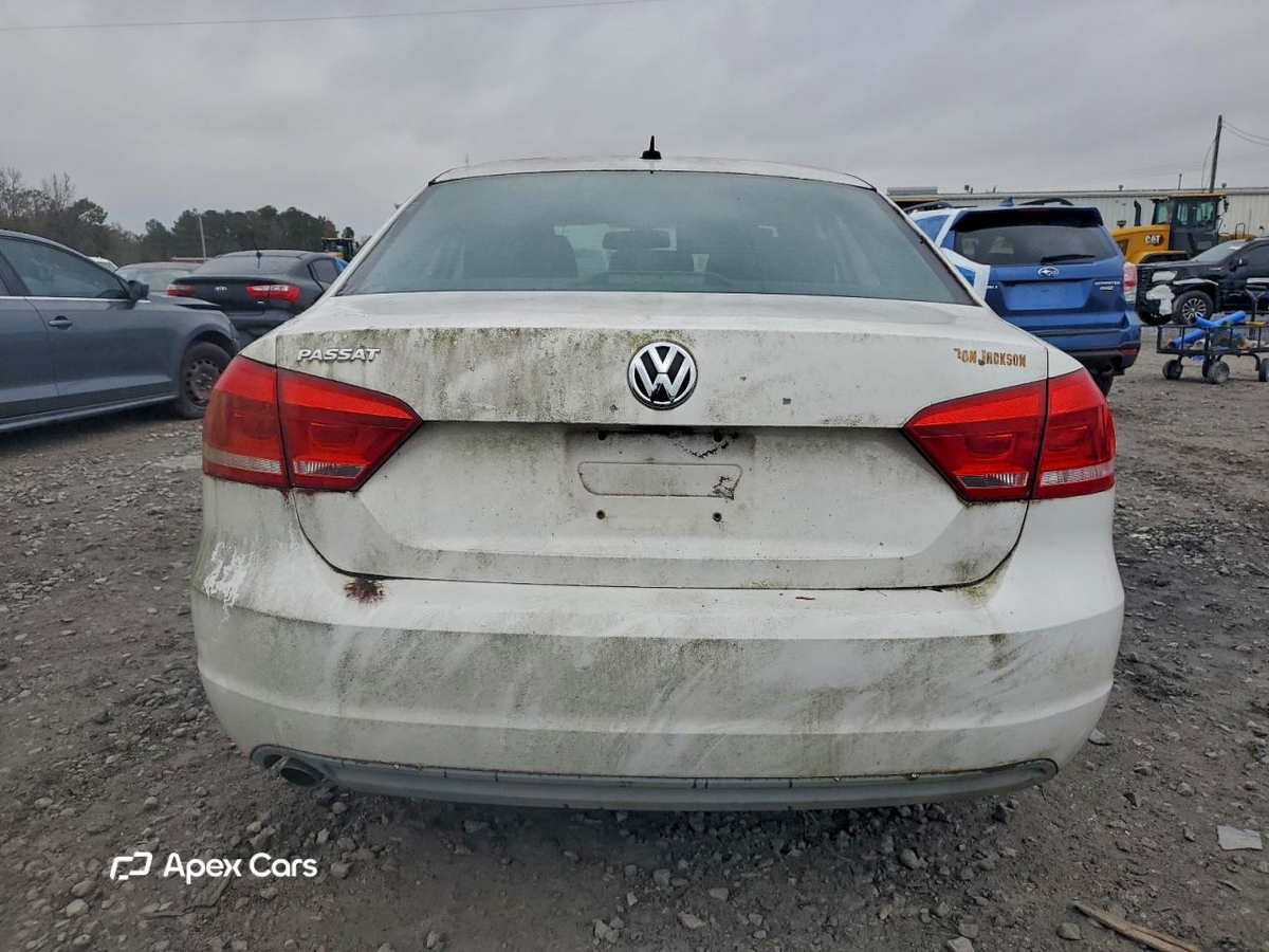 Volkswagen Passat 2013