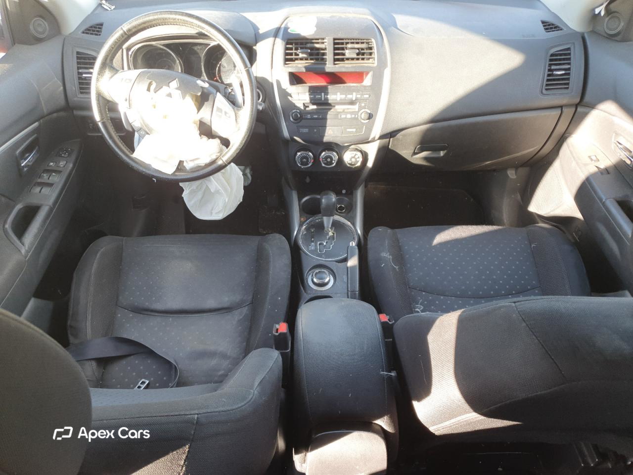 Mitsubishi Outlander 2012