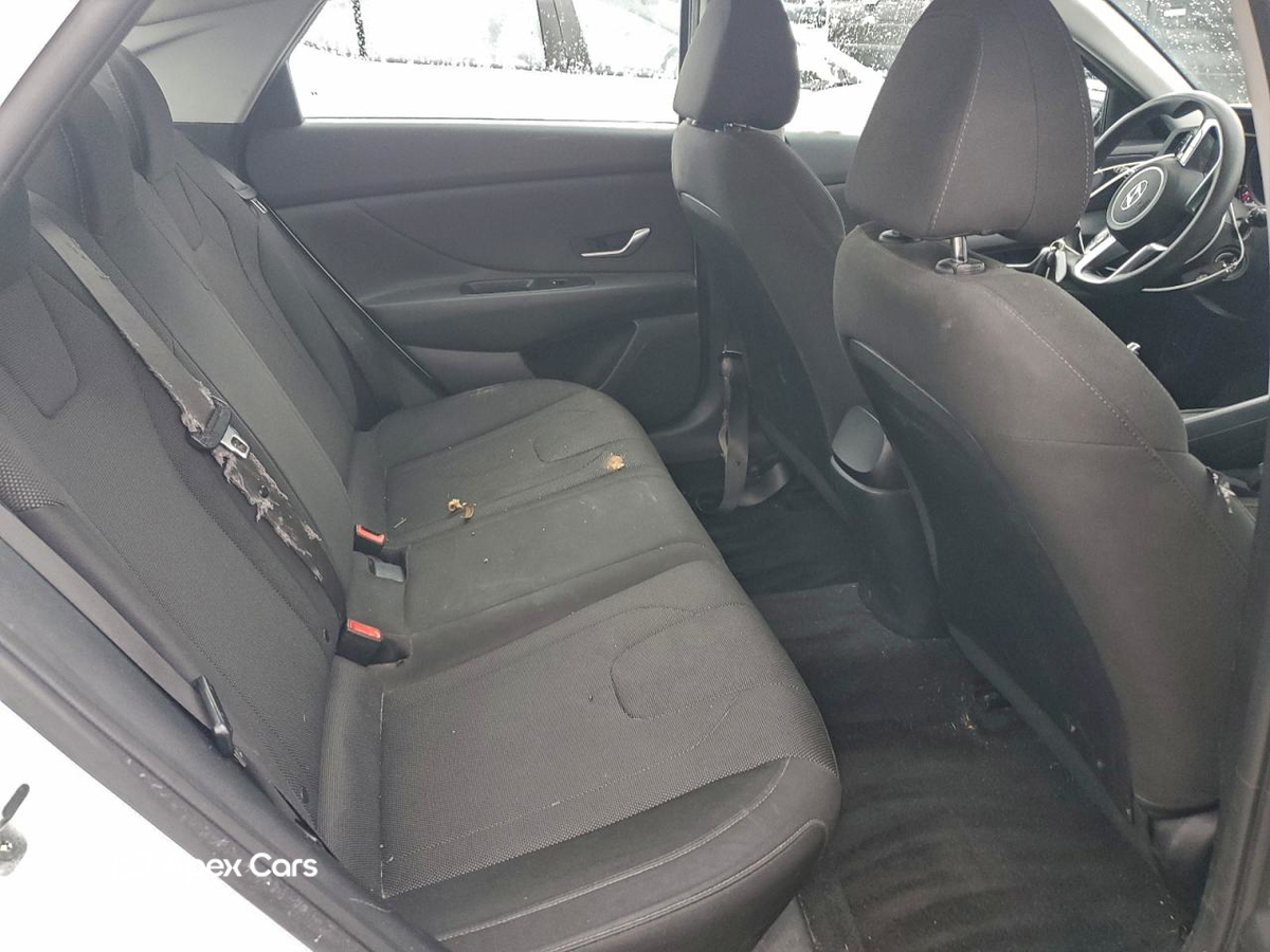 Hyundai Elantra 2021