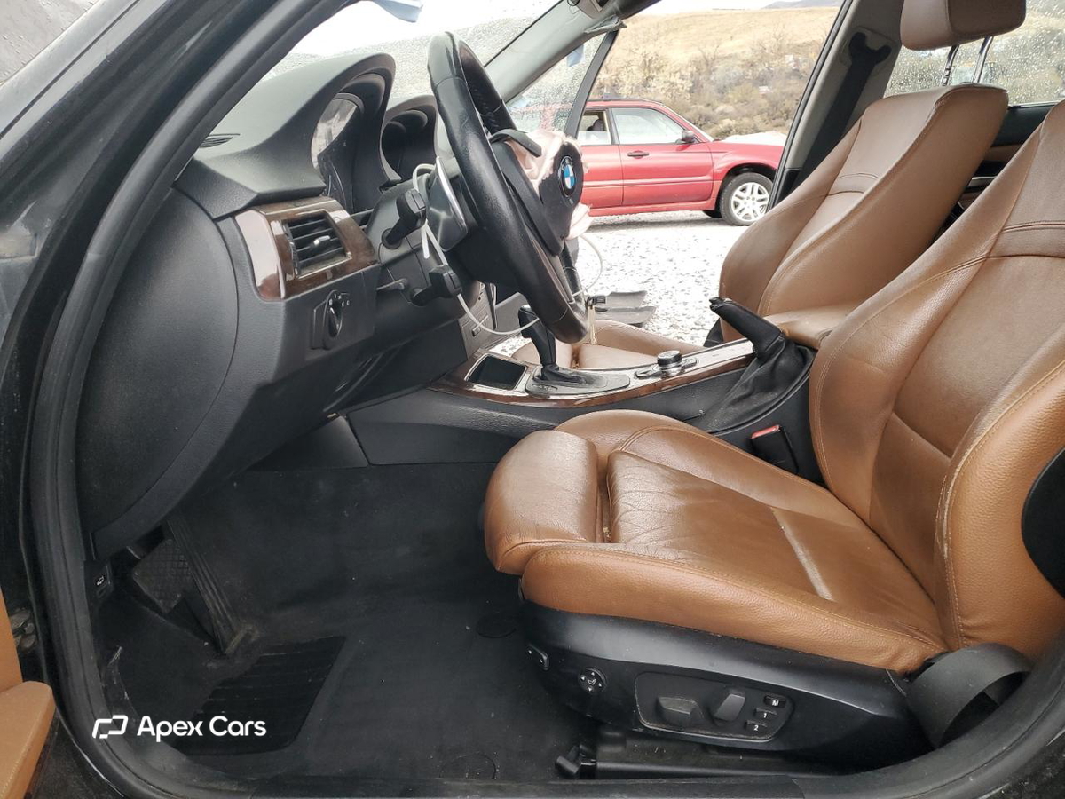 BMW Series 3 2011