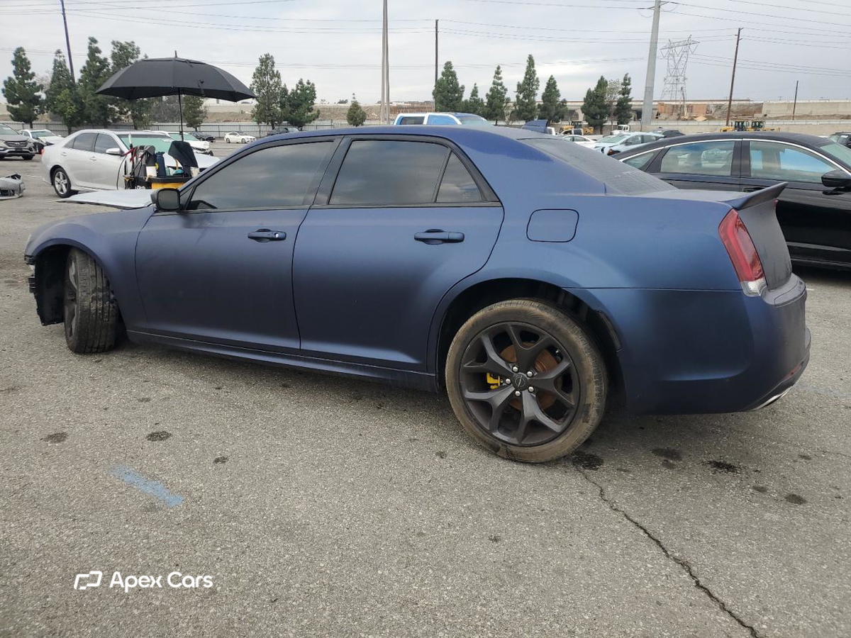 Chrysler 300 2022
