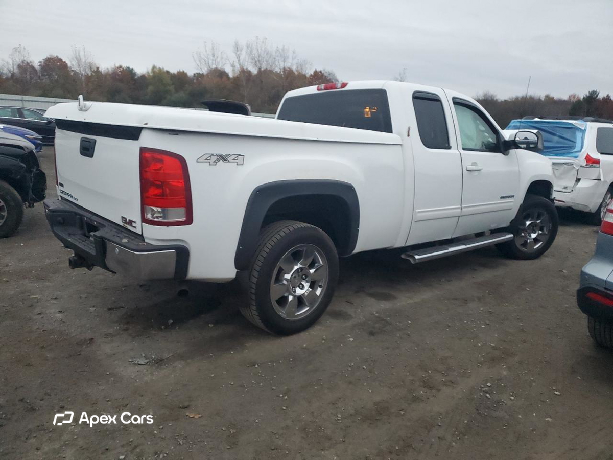 GMC Sierra 2011