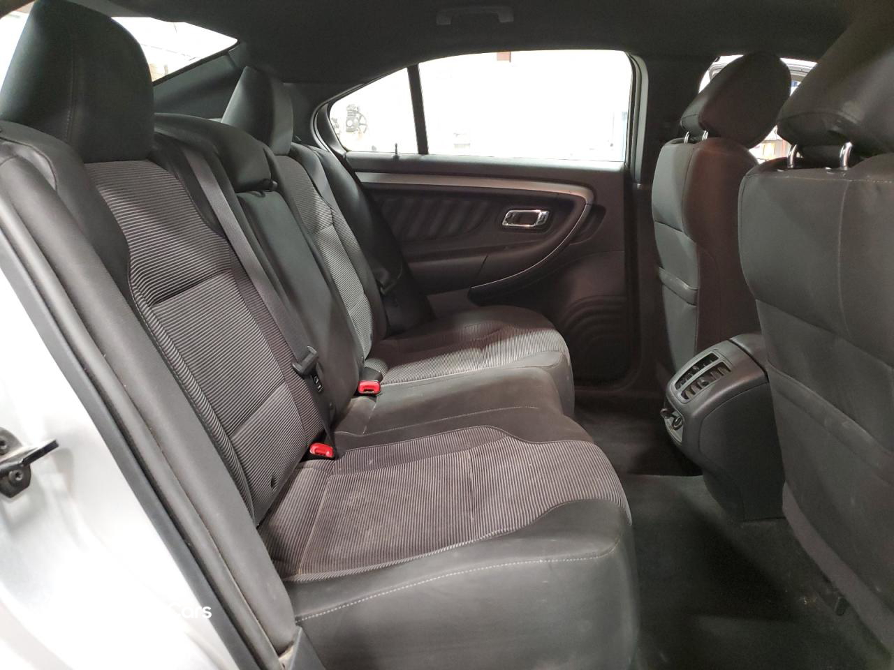Ford Taurus 2016