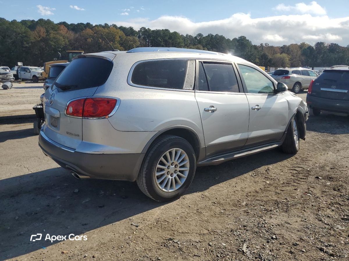 Buick Enclave 2011