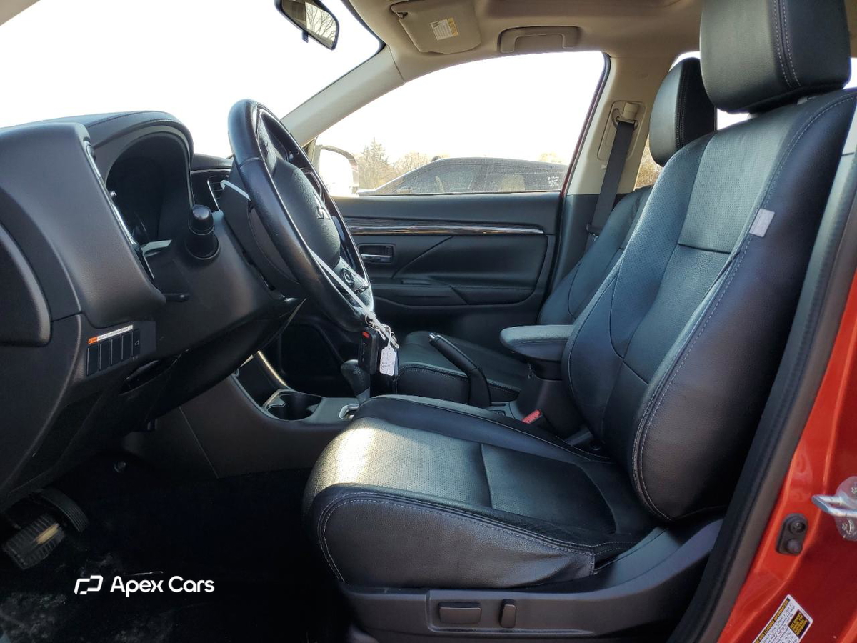 Mitsubishi Outlander 2016