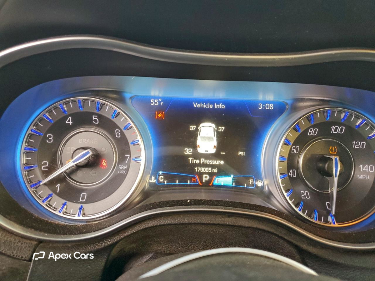 Chrysler 300 2016