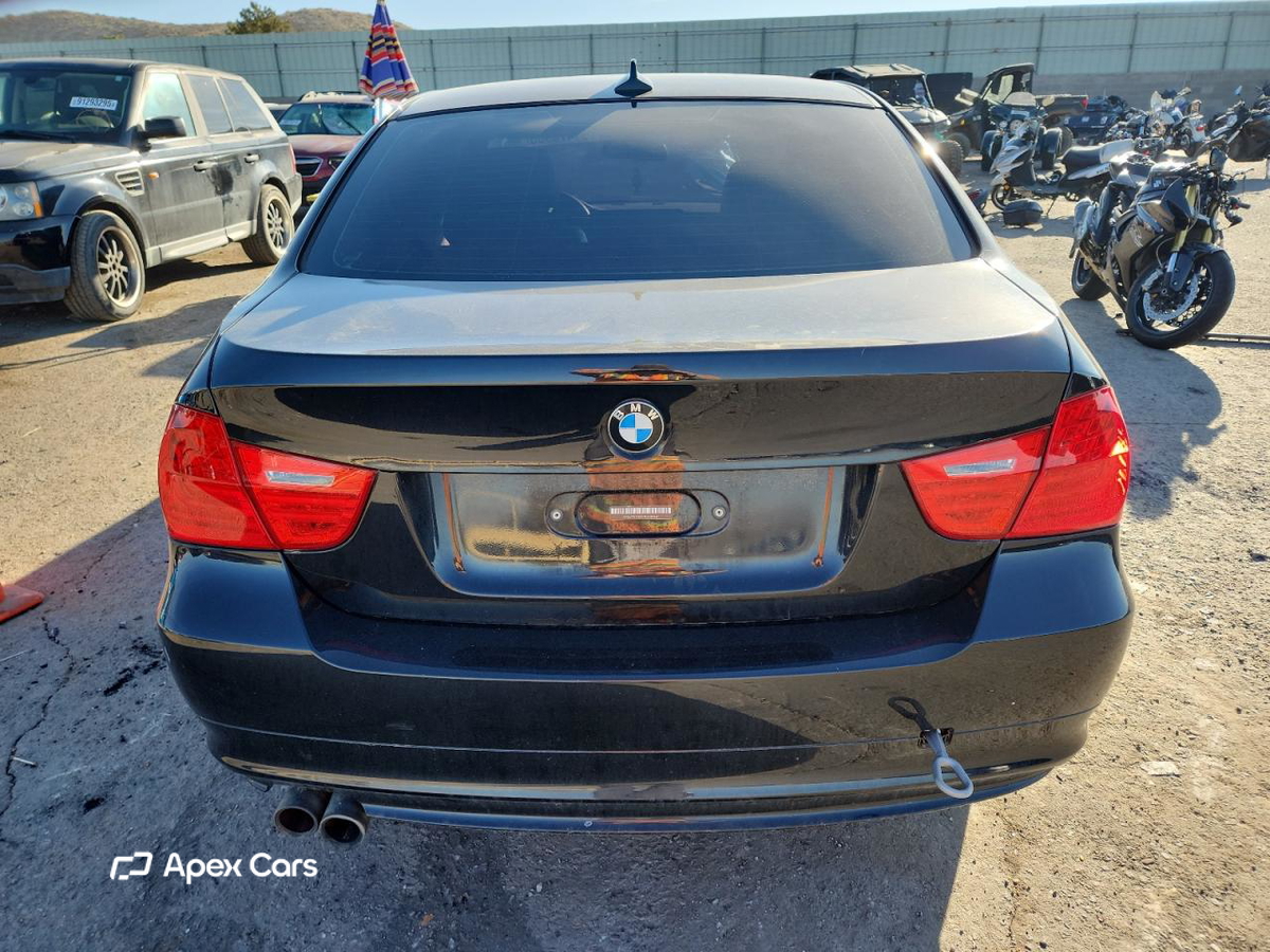 BMW Series 3 2011