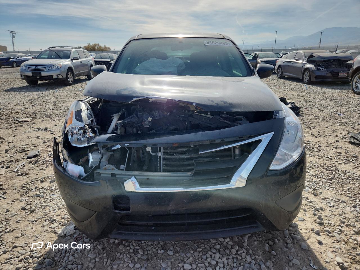 Nissan Versa 2017