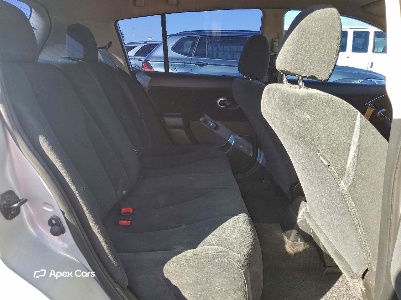 Nissan Versa 2011