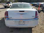 Chrysler 300C 2011