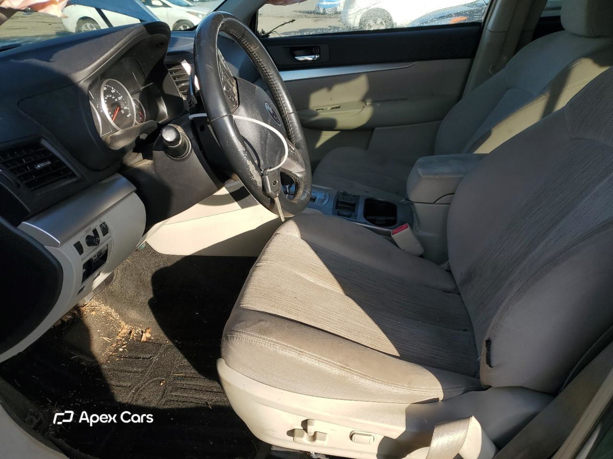 Subaru Outback 2013